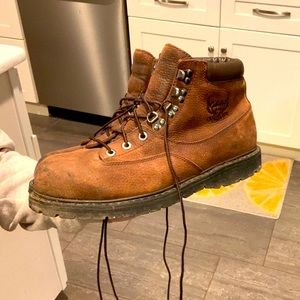 Cabela’s Gore-Tex Steel toe Men’s Boots